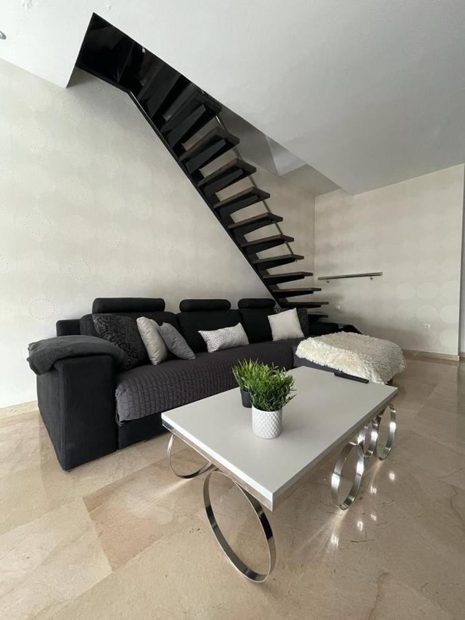 Penthouse In Elche Exterior photo